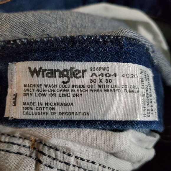 Wrangler Jeans Mens 30x30 Blue Classic Fit Cotton Denim Bootcut 936PWD - Picture 3 of 11